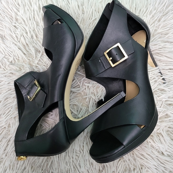 Michael Kors Shoes - Michael kors women heels